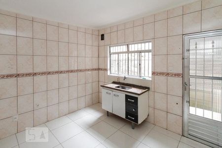 Casa à venda com 100m², 2 quartos e 2 vagasCozinha