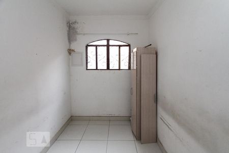 Casa à venda com 100m², 2 quartos e 2 vagasQuarto reversível