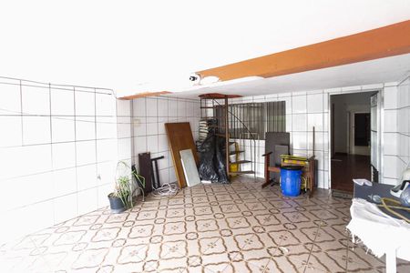 Casa à venda com 100m², 2 quartos e 2 vagasGaragem