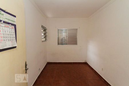 Casa à venda com 100m², 2 quartos e 2 vagasQuarto