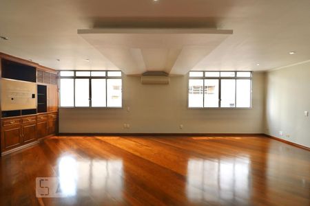 Apartamento à venda com 170m², 3 quartos e 2 vagas Apartamento à venda com 170m², 3 quartos e 2 vagasSala