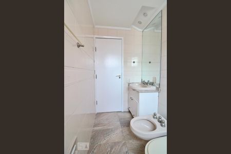 Apartamento à venda com 170m², 3 quartos e 2 vagas Apartamento à venda com 170m², 3 quartos e 2 vagasBanheiro 3