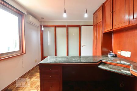 Apartamento à venda com 170m², 3 quartos e 2 vagas Apartamento à venda com 170m², 3 quartos e 2 vagasQuarto 2