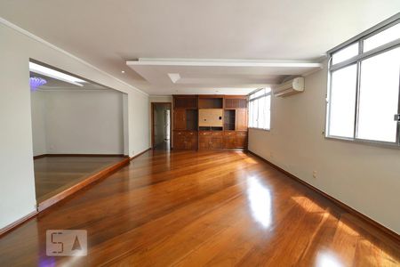 Sala de apartamento à venda com 3 quartos, 170m² em Higienópolis, São Paulo