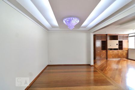 Apartamento à venda com 170m², 3 quartos e 2 vagas Apartamento à venda com 170m², 3 quartos e 2 vagasSala de Jantar