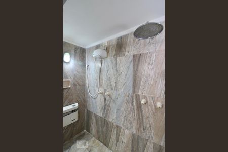 Apartamento à venda com 170m², 3 quartos e 2 vagas Apartamento à venda com 170m², 3 quartos e 2 vagasBanheiro 2 - Suíte