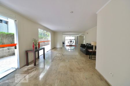Apartamento à venda com 170m², 3 quartos e 2 vagas Apartamento à venda com 170m², 3 quartos e 2 vagasHall de Entrada