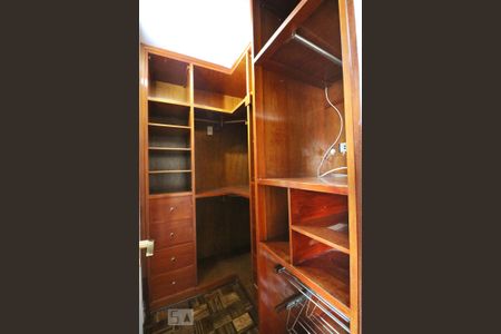 Apartamento à venda com 170m², 3 quartos e 2 vagas Apartamento à venda com 170m², 3 quartos e 2 vagasQuarto 1 - Suíte