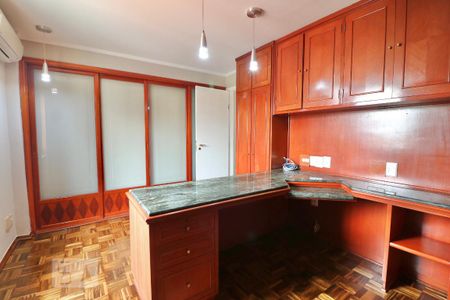 Apartamento à venda com 170m², 3 quartos e 2 vagas Apartamento à venda com 170m², 3 quartos e 2 vagasQuarto 2