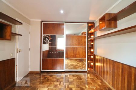 Apartamento à venda com 170m², 3 quartos e 2 vagas Apartamento à venda com 170m², 3 quartos e 2 vagasQuarto 3