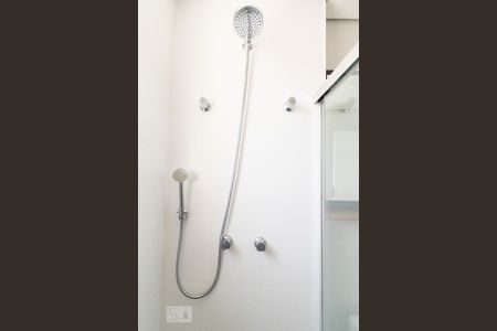 Apartamento à venda com 85m², 3 quartos e 2 vagasChuveiro