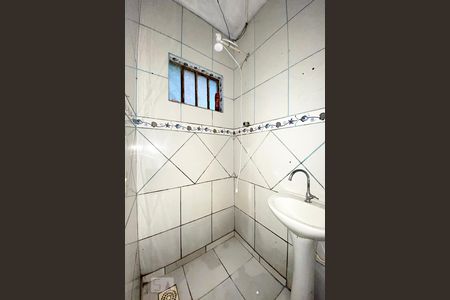 Casa para alugar com 60m², 1 quarto e 1 vaga Casa para alugar com 60m², 1 quarto e 1 vagaBanheiro