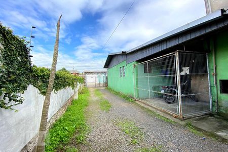 Casa para alugar com 60m², 1 quarto e 1 vaga Casa para alugar com 60m², 1 quarto e 1 vagaFachada