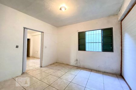 Quarto de casa para alugar com 1 quarto, 60m² em Santos Dumont, São Leopoldo