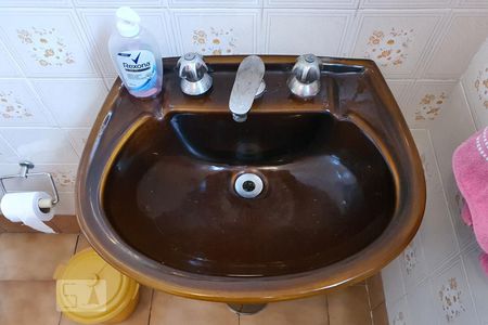 Casa à venda com 134m², 3 quartos e 3 vagas Casa à venda com 134m², 3 quartos e 3 vagasBanheiro 2