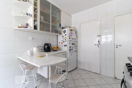 Apartamento à venda com 90m², 2 quartos e 1 vagaCozinha