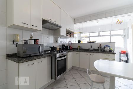 Apartamento à venda com 90m², 2 quartos e 1 vagaCozinha