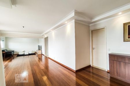 Sala de apartamento para alugar com 3 quartos, 180m² em Real Parque, São Paulo