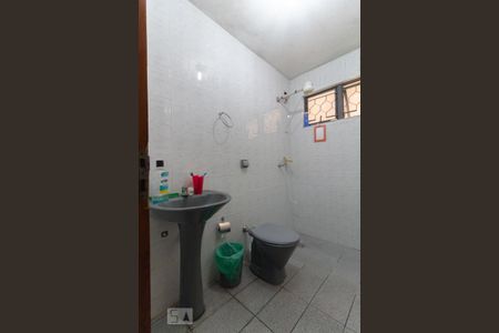 Casa à venda com 136m², 3 quartos e 2 vagas Casa à venda com 136m², 3 quartos e 2 vagasBanheiro 2