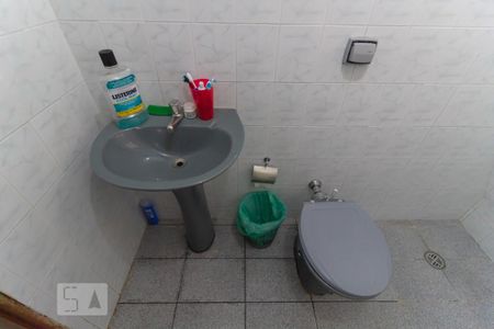 Casa à venda com 136m², 3 quartos e 2 vagas Casa à venda com 136m², 3 quartos e 2 vagasBanheiro 2