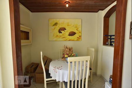 Sala de apartamento para alugar com 2 quartos, 70m² em Freguesia de Jacarepaguá, Rio de Janeiro