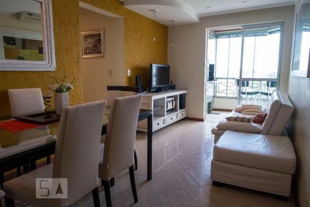 Sala de apartamento para alugar com 2 quartos, 65m² em Cavalhada, Porto Alegre