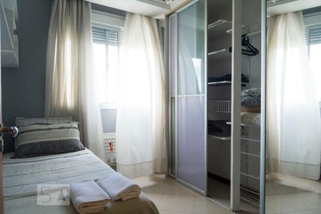 Quarto 1 de apartamento para alugar com 2 quartos, 65m² em Cavalhada, Porto Alegre
