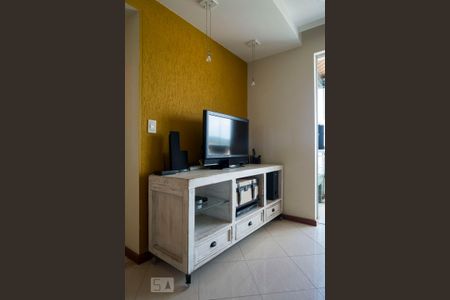 Sala de apartamento para alugar com 2 quartos, 65m² em Cavalhada, Porto Alegre
