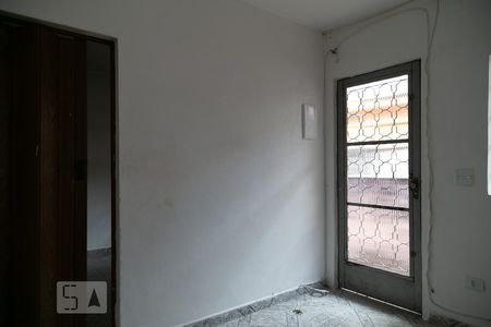Sala de casa para alugar com 1 quarto, 40m² em Vila Rosália, Guarulhos