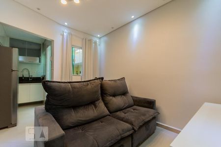 Sala de casa de condomínio para alugar com 2 quartos, 82m² em Vila Príncipe de Gales, Santo André