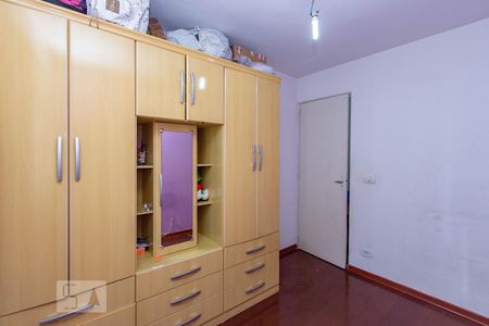 Quarto de apartamento à venda com 2 quartos, 54m² em Parque Pinheiros, Taboão da Serra