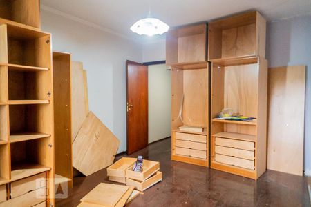 Quarto  de casa à venda com 3 quartos, 170m² em Vila Bastos, Santo André