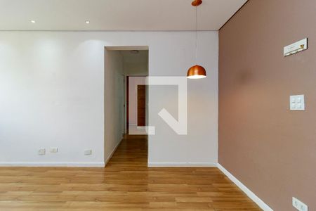 Sala de apartamento para alugar com 2 quartos, 50m² em Jardim Vergueiro, São Paulo