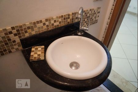 Lavabo de casa de condomínio à venda com 3 quartos, 65m² em Vila Pierina, São Paulo