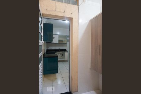 Casa de condomínio à venda com 65m², 3 quartos e 1 vaga Casa de condomínio à venda com 65m², 3 quartos e 1 vagaLavanderia