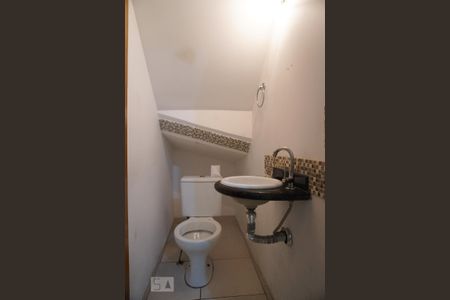 Lavabo de casa de condomínio à venda com 3 quartos, 65m² em Vila Pierina, São Paulo