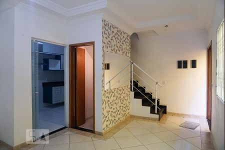 Sala de casa de condomínio à venda com 3 quartos, 65m² em Vila Pierina, São Paulo