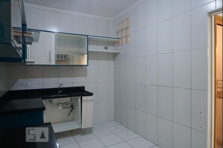 Casa de condomínio à venda com 65m², 3 quartos e 1 vaga Casa de condomínio à venda com 65m², 3 quartos e 1 vagaCozinha