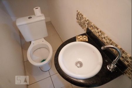 Lavabo de casa de condomínio à venda com 3 quartos, 65m² em Vila Pierina, São Paulo