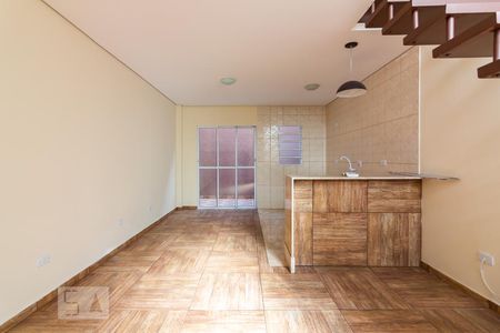 Sala de casa de condomínio à venda com 2 quartos, 54m² em Cipava, Osasco