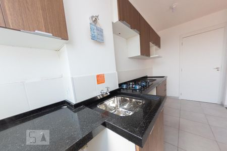 Apartamento à venda com 38m², 2 quartos e 1 vaga Apartamento à venda com 38m², 2 quartos e 1 vagaCozinha e Área de serviço
