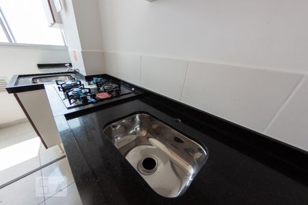 Apartamento à venda com 38m², 2 quartos e 1 vaga Apartamento à venda com 38m², 2 quartos e 1 vagaCozinha e Área de serviço