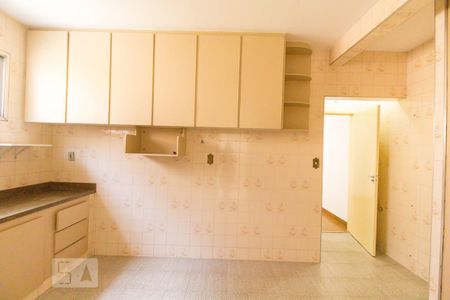 Casa de condomínio para alugar com 120m², 2 quartos e sem vagaCozinha