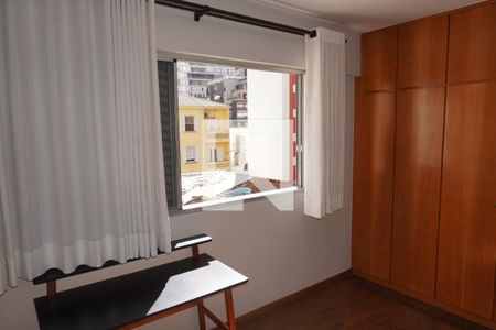 Quarto 1 de apartamento para alugar com 2 quartos, 87m² em Pinheiros, São Paulo