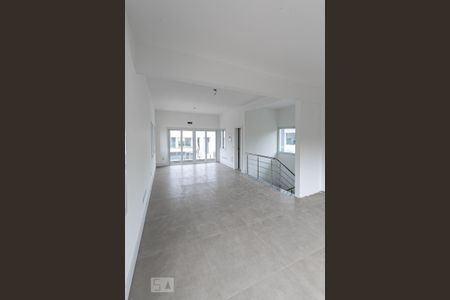 Casa de condomínio à venda com 445m², 3 quartos e 1 vaga Casa de condomínio à venda com 445m², 3 quartos e 1 vagaTerraço