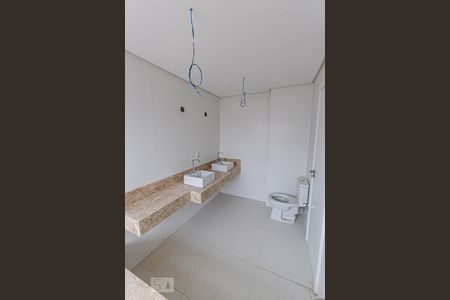 Casa de condomínio à venda com 397m², 3 quartos e 1 vagaBanheiro do Quarto 3