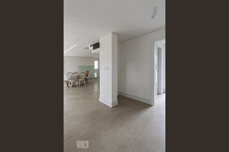 Casa de condomínio à venda com 397m², 3 quartos e 1 vagaCozinha