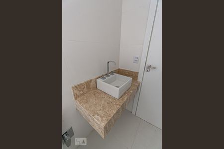 Casa de condomínio à venda com 397m², 3 quartos e 1 vagaBanheiro do Quarto 1