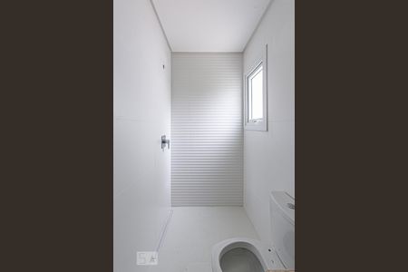 Casa de condomínio à venda com 397m², 3 quartos e 1 vagaBanheiro do Quarto 1