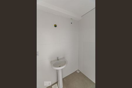 Casa de condomínio à venda com 405m², 3 quartos e 1 vagaBanheiro de Serviço